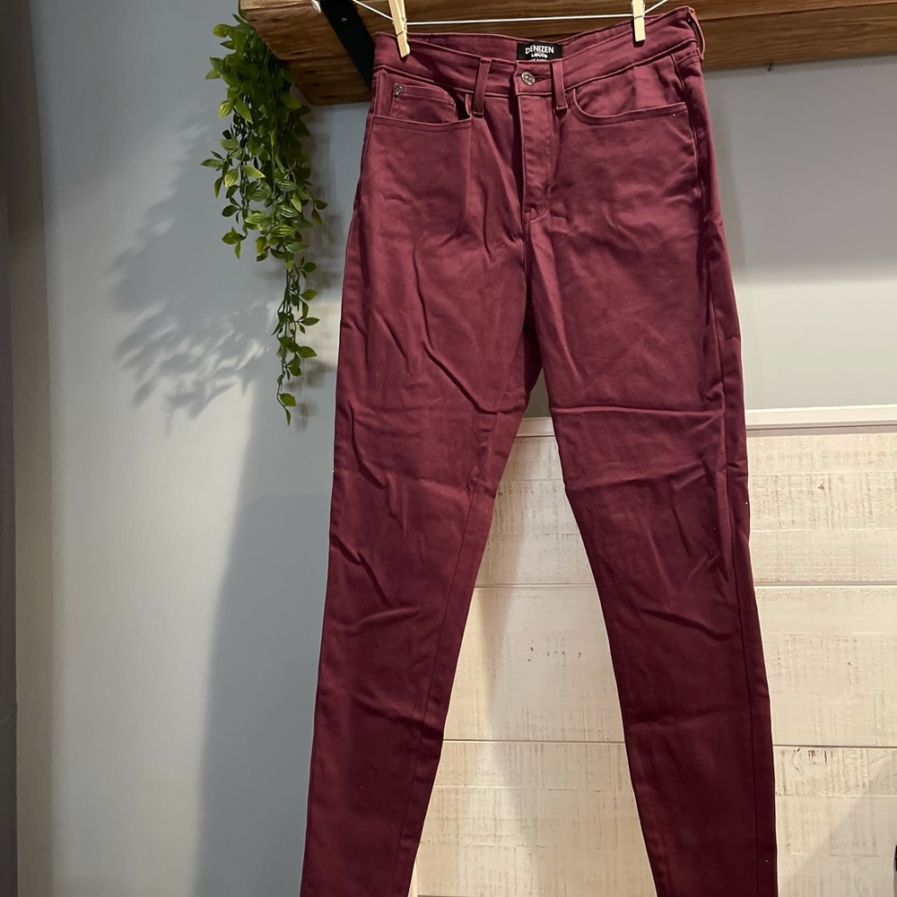 DENIZEN from Levi’s women’s high rise super skinny